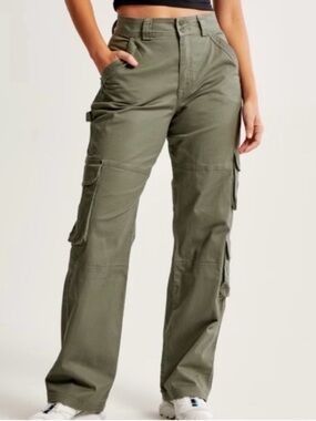 Abercrombie & Fitch Cargo Pants
